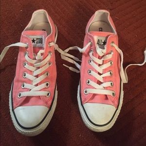 Pink women's converse