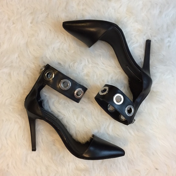 Zara Shoes - Zara Trafaluc Heels