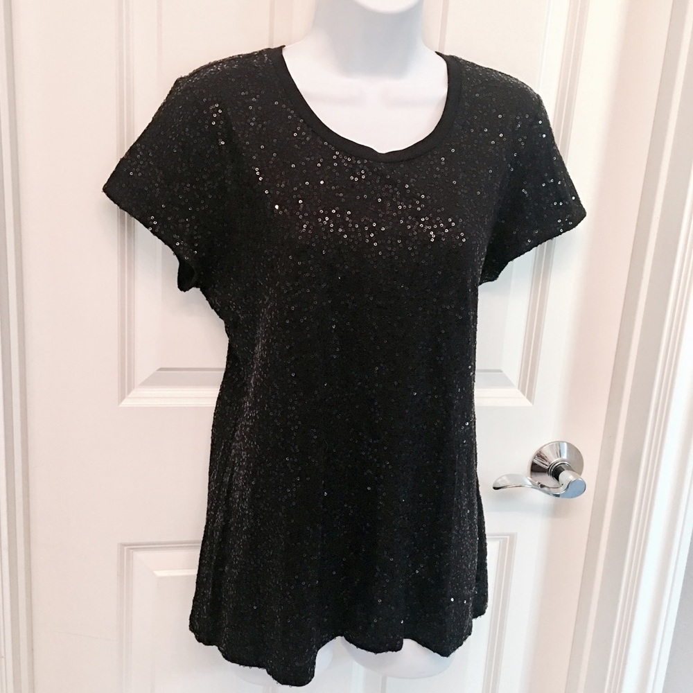 🛍SALE🛍 DKNY Sequined Black Top
