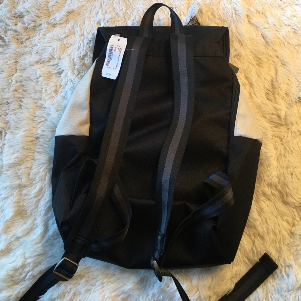 Sherpäni Backpack - Picture 2 of 7