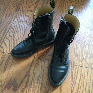 Dr. Martens Alix 10 eye zip boot