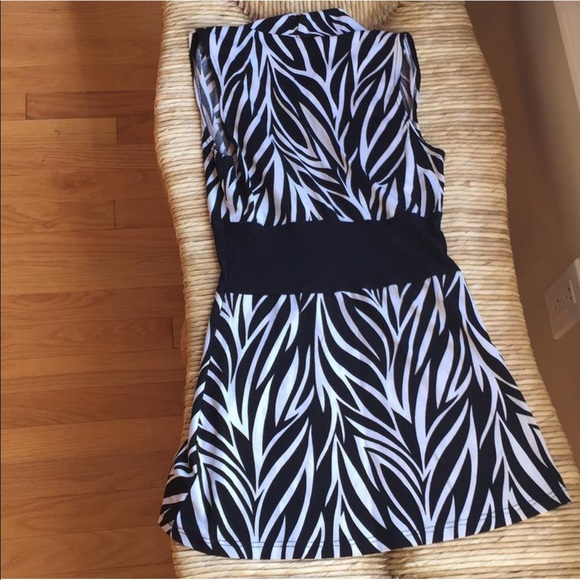 Zebra sleeveless top - Picture 2 of 8