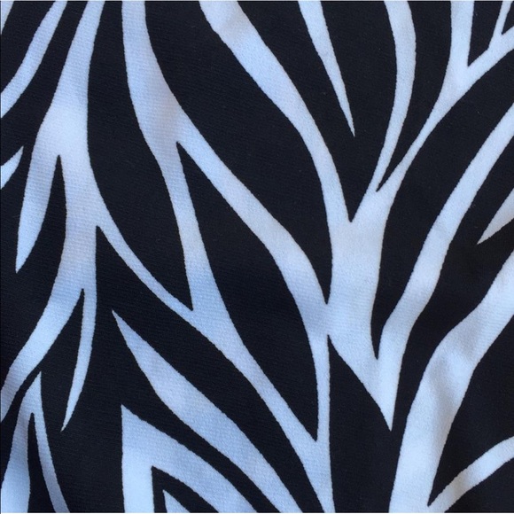 Zebra sleeveless top - Picture 4 of 8