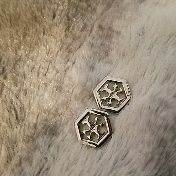 'Tory Burch' Signature Earrings! - Picture 3 of 3