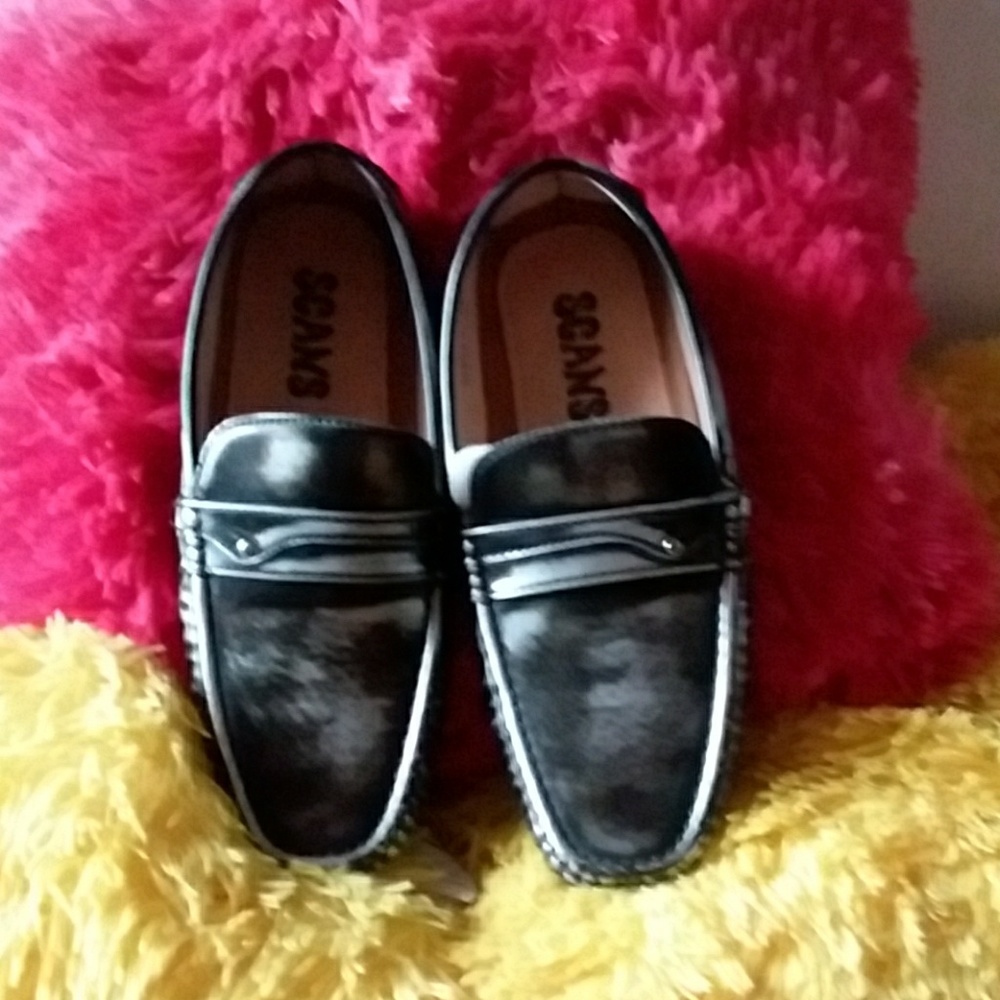 ADORABLE SCANS LEATHER LINING MEN SHOE NWOT