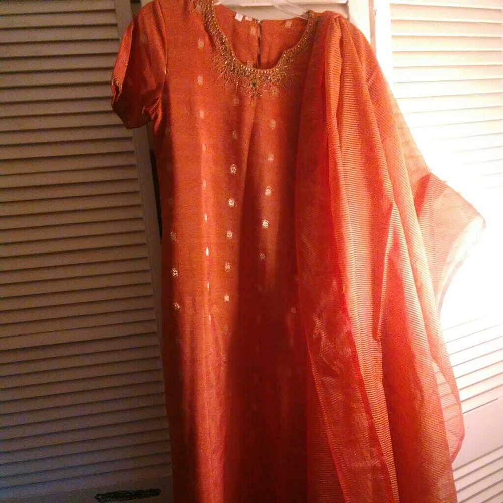 90% off olden peach/salmon pink salwar kameez