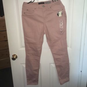 NWT AERO high waisted rose colored jeggings