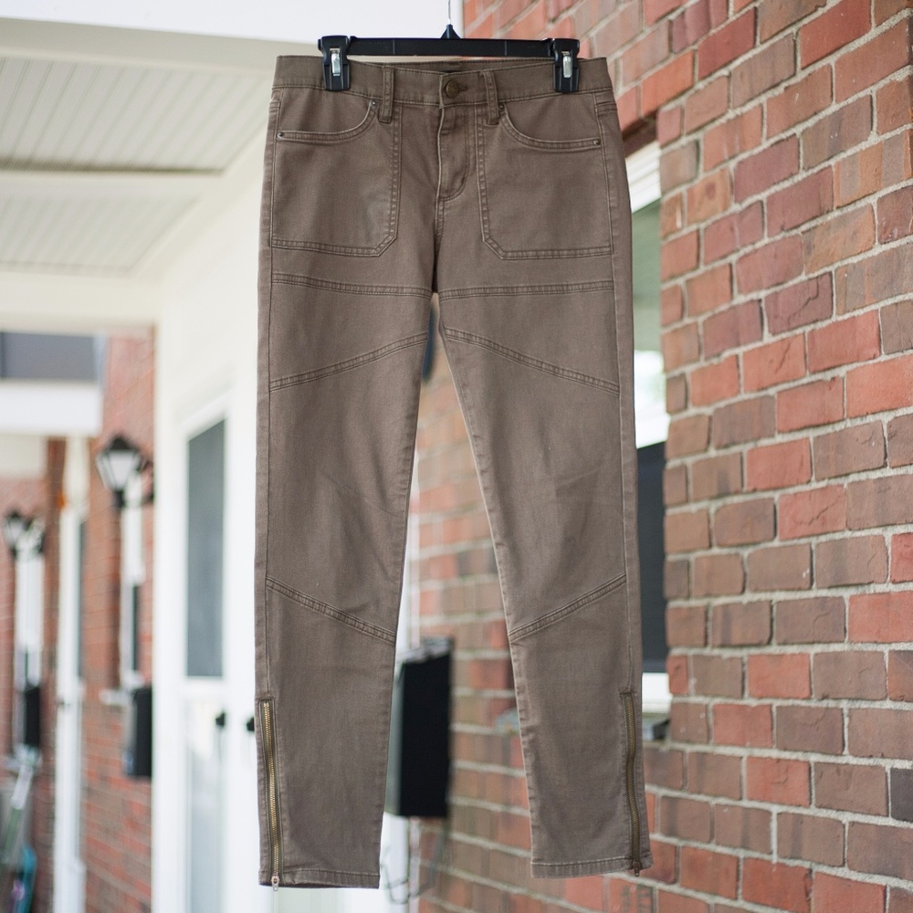 Urban Outfitters Jefferson Cargo Pants!
