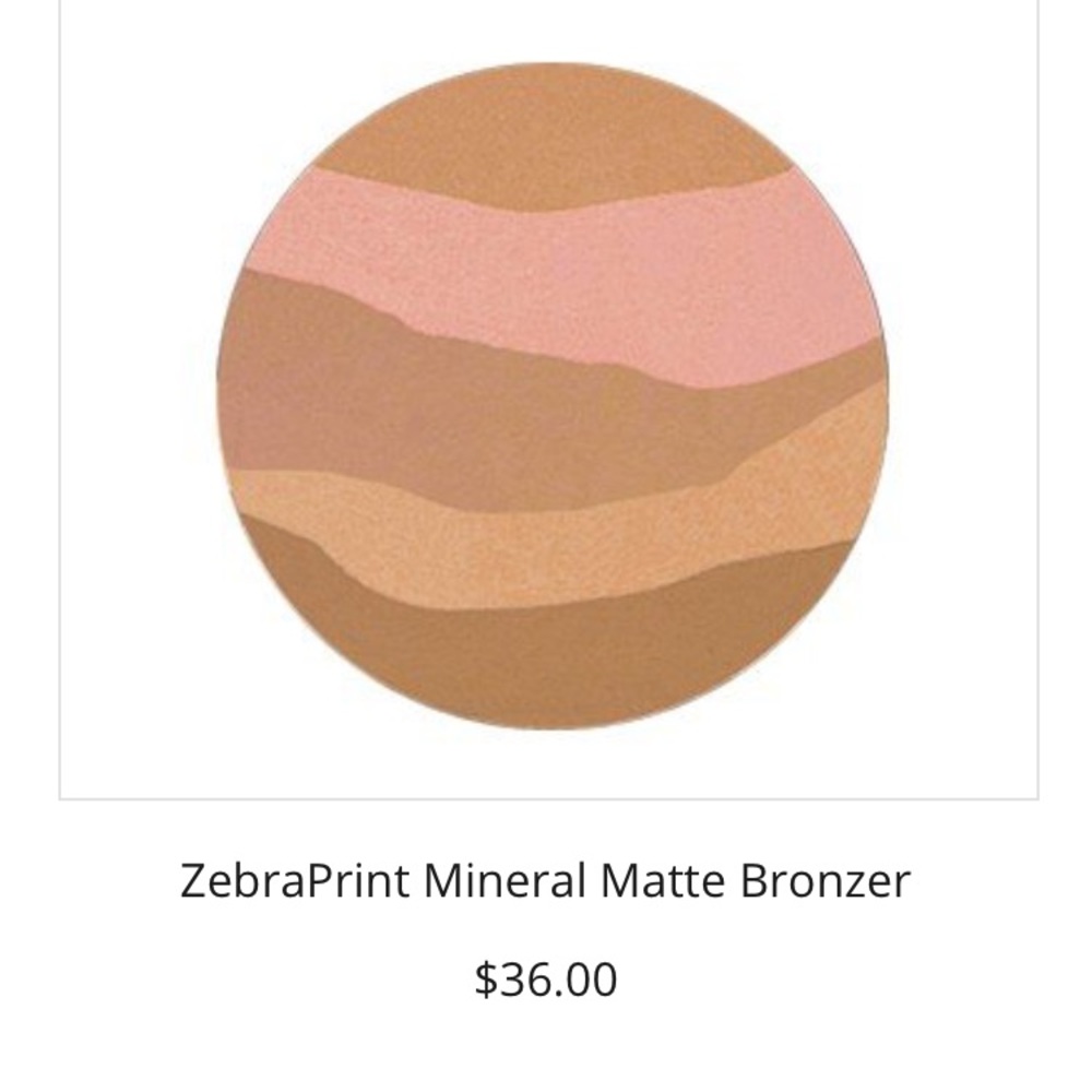 Makeup bronzer and glosses