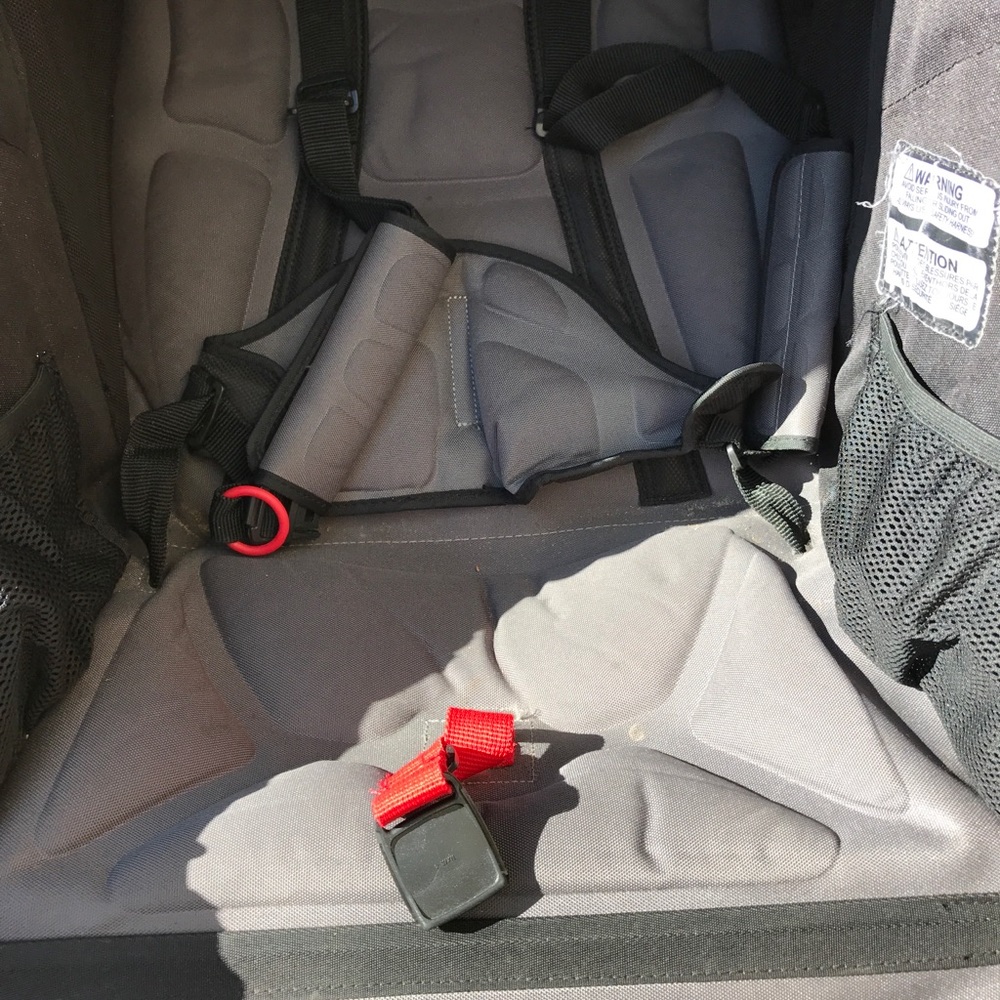 Bob Revolution Stroller. - Picture 4 of 8