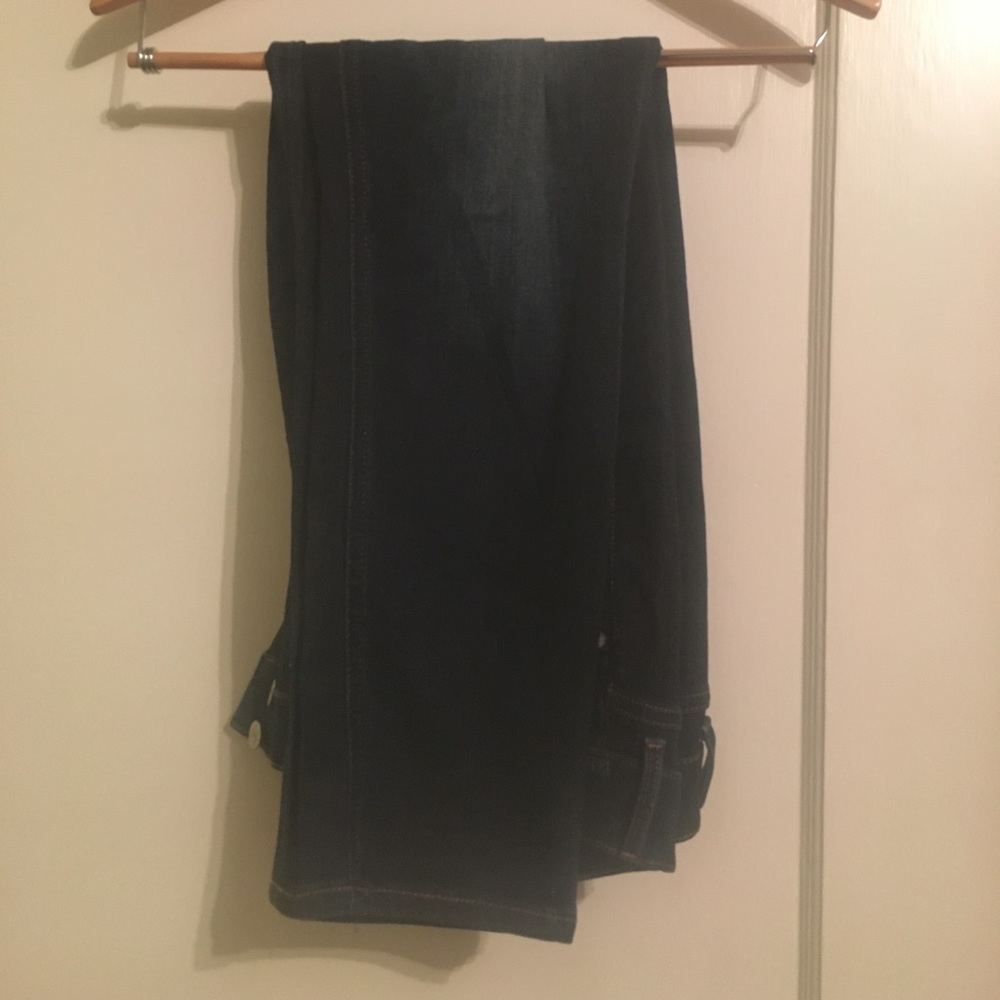 Jeans - Picture 2 of 4