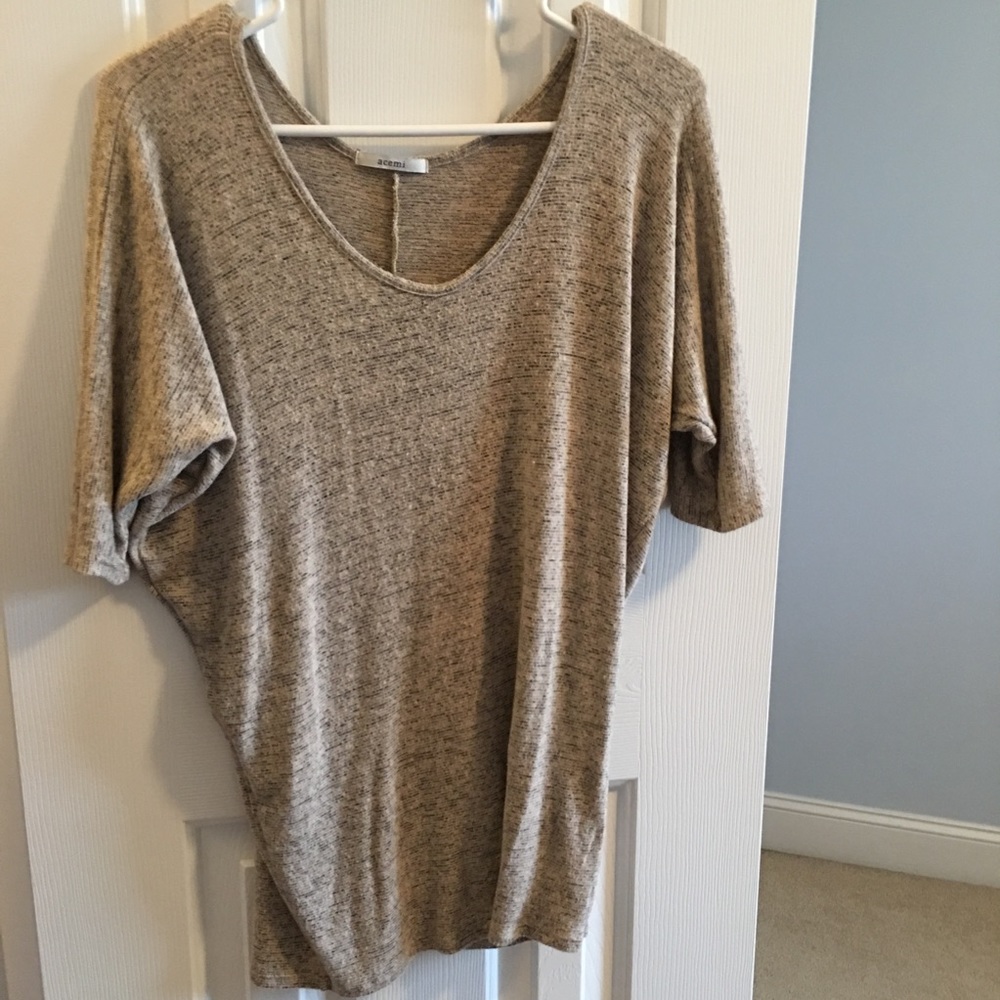 Tan 3/4 sleeve top