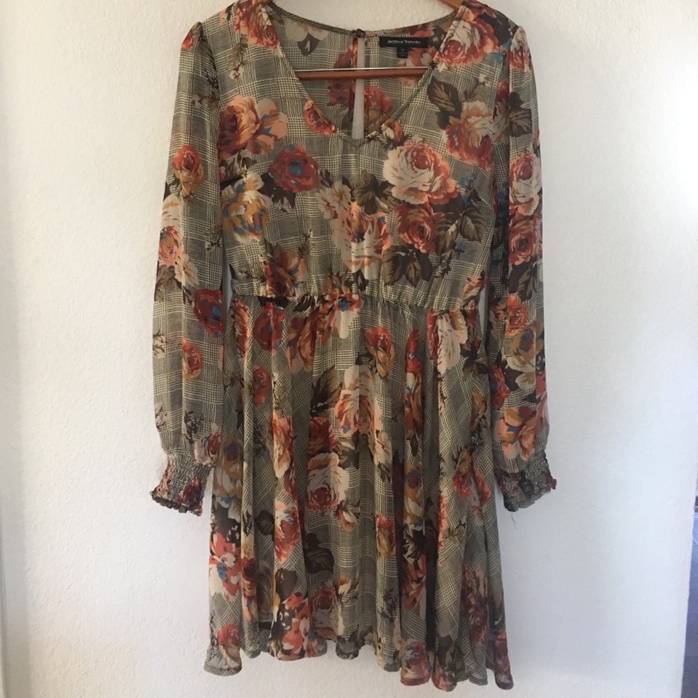 Floral Long -sleeved Dress