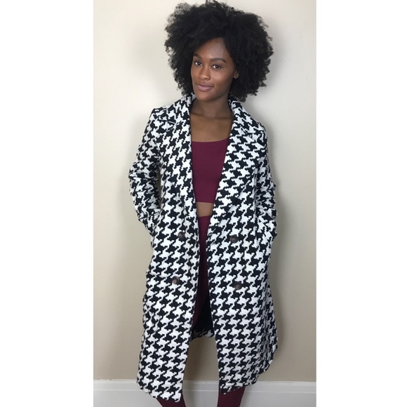 Classic Houndstooth Trench Coat - Picture 5 of 8