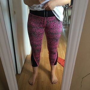 Nike patterned leggings