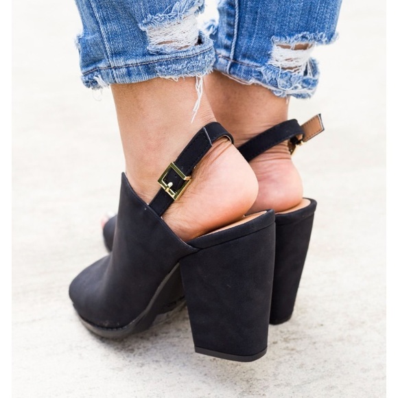 🆕RESTOCKED Naomi Slingback Chunky Heels - Picture 3 of 3