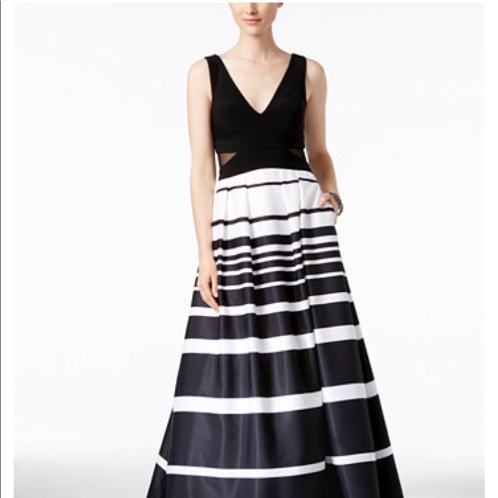 NWT Black & White Gown Perfect for weddings/events