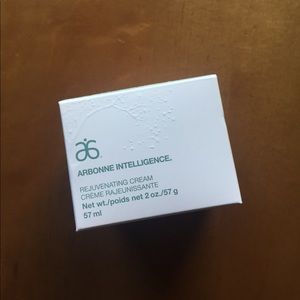 Arbonne Rejuvenating Cream