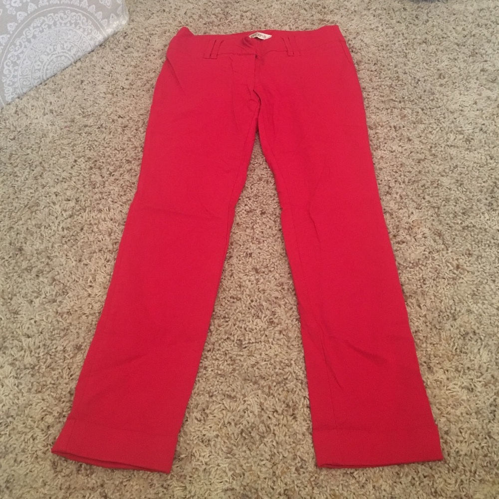 Red Arden B. Cropped pants