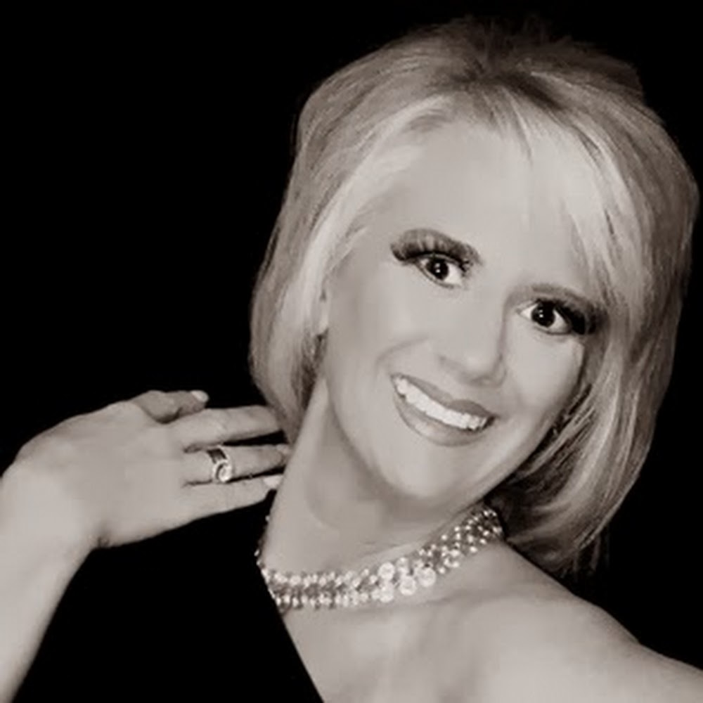 Meet your Posher, Hansi