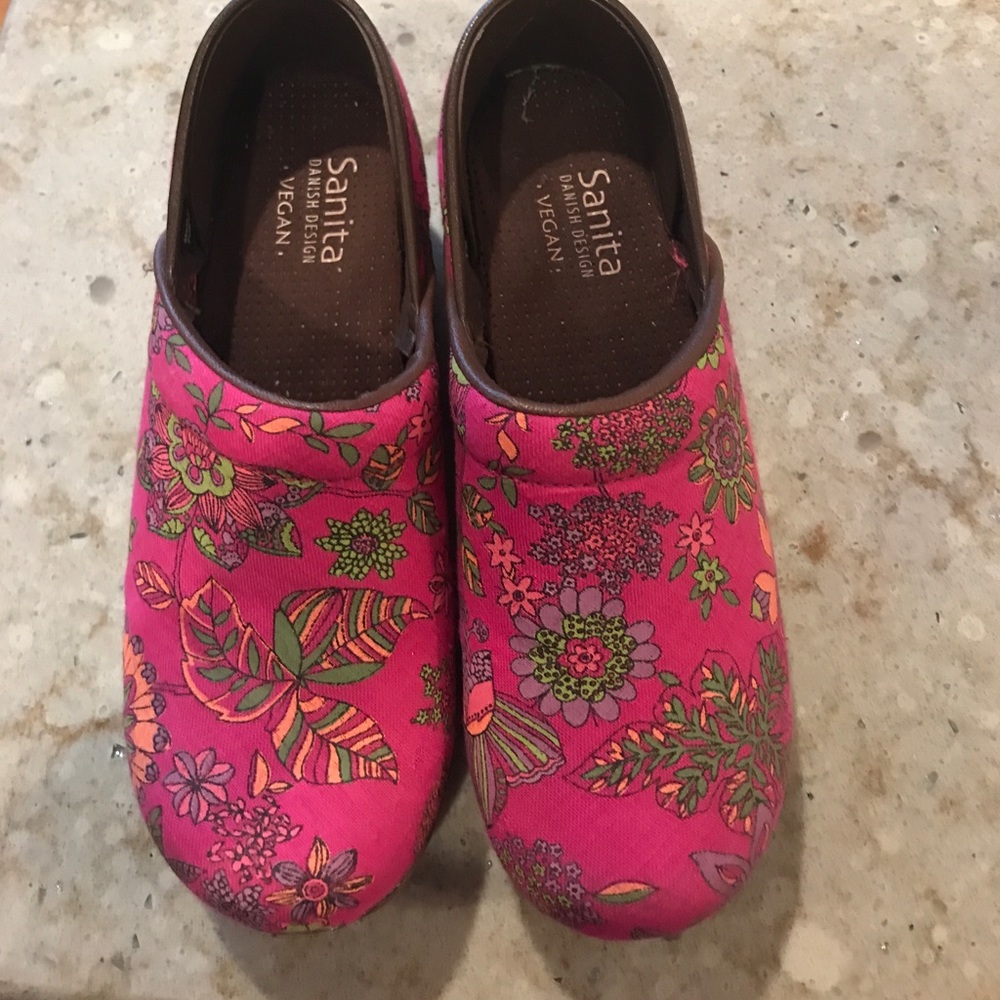 Vegan Sanita Clogs