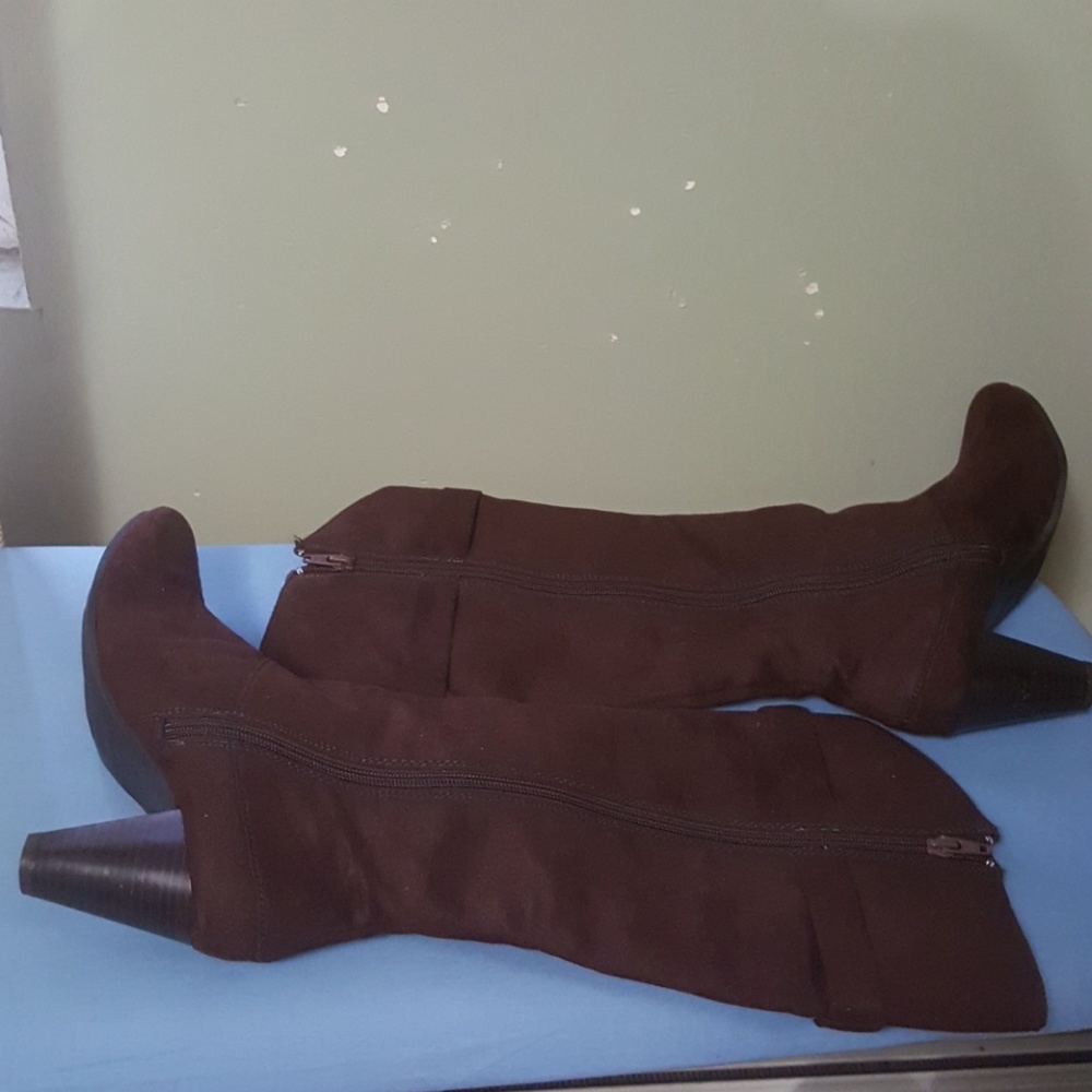 Boot👢 - Picture 4 of 8