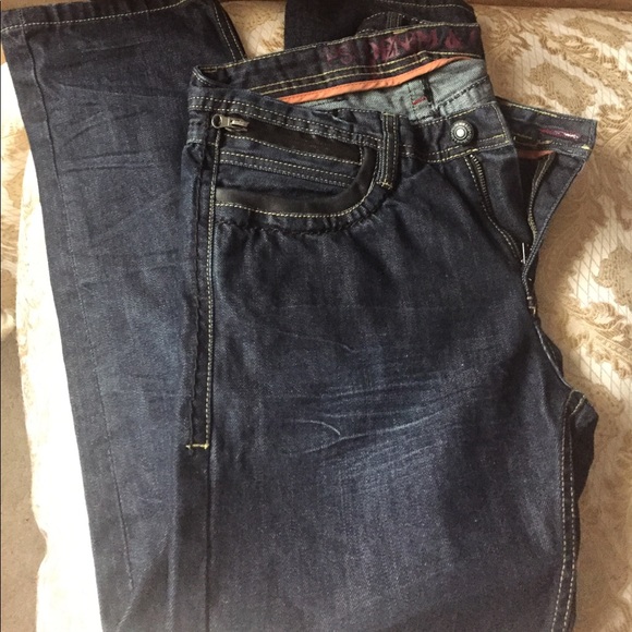 Jeans - Picture 1 of 4