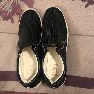 Brash Black and White Slip-on Shoe