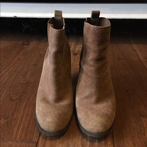 Brown ankle boots