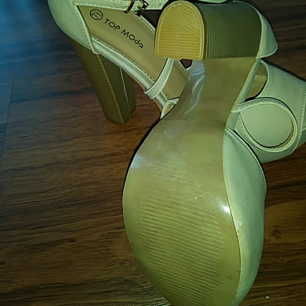 Platforms - Picture 4 of 4