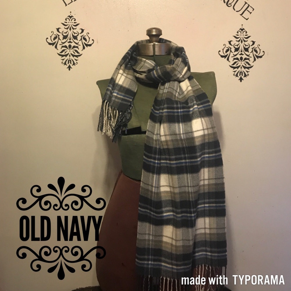 Burberry Pattern Blue and White scarf