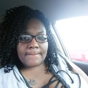 Meet your Posher, Latonia