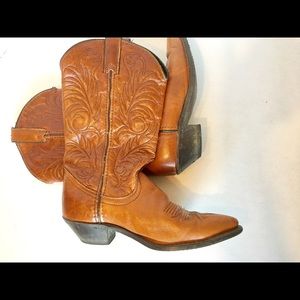 Acme cowgirl boot