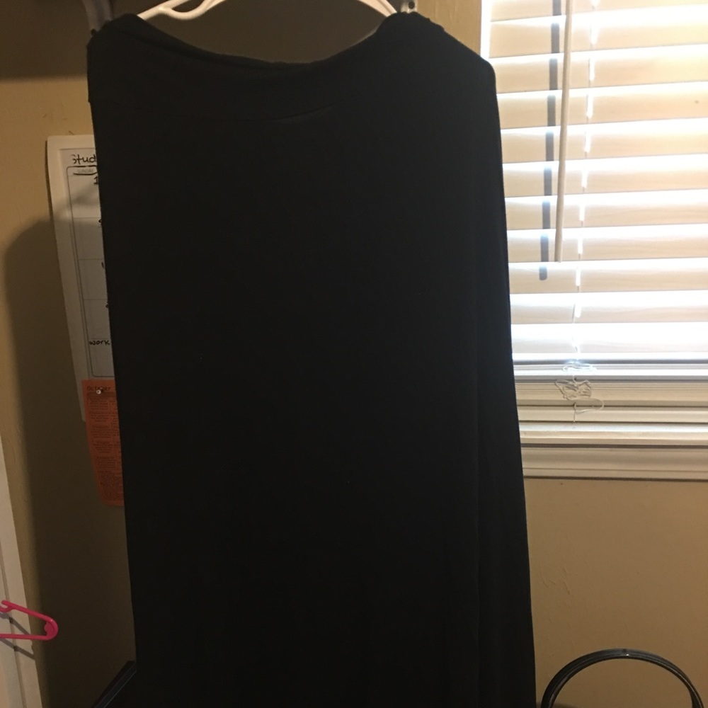 Long black skirt