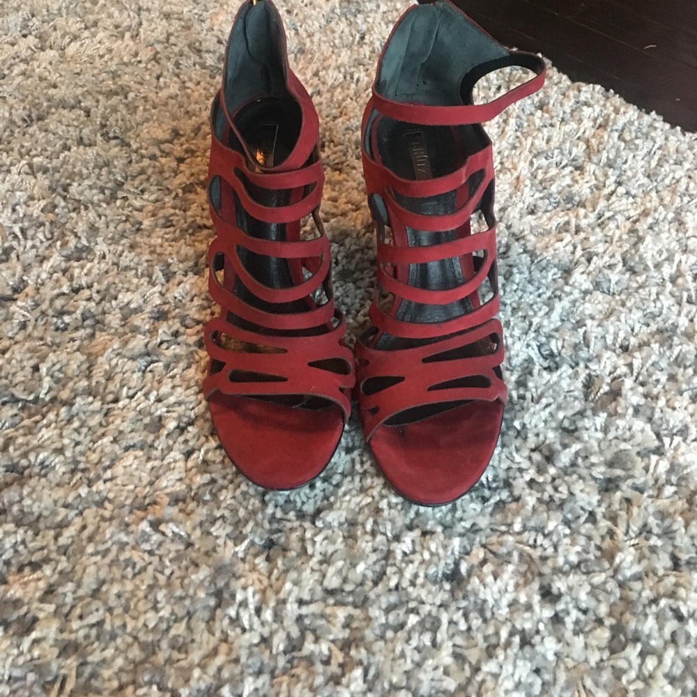 Schutz Rubi Red suede shoe