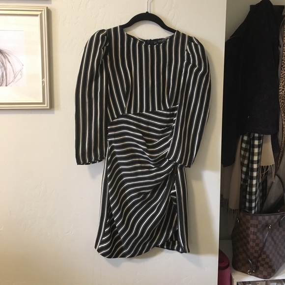 Black and white striped dress - Picture 2 of 3