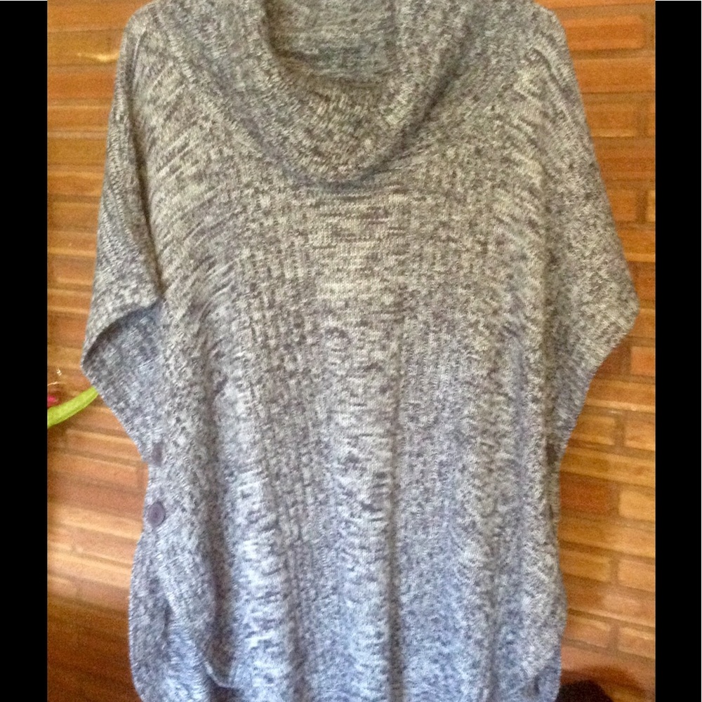 NWOT Super cute sweater🍁🍃