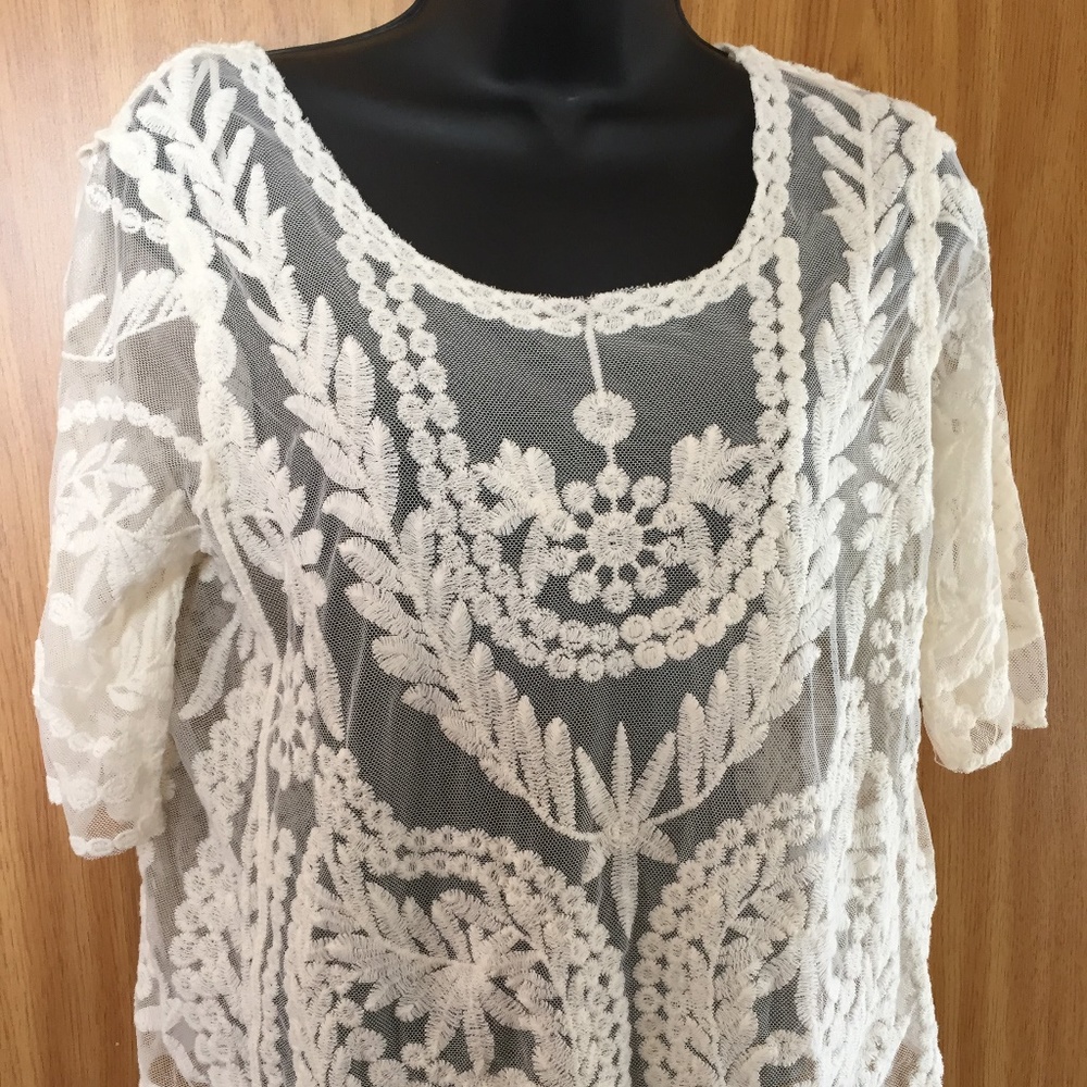 Brand New with tags Woman's Size Large Sexy Blouse