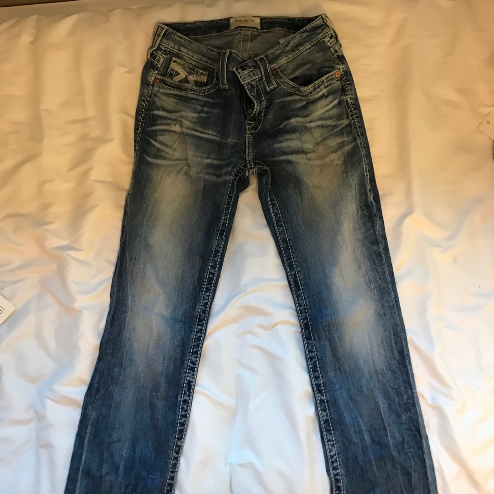 BUCKLE JEANS