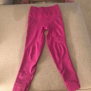 Lululemon pink cropped leggings. Size 6