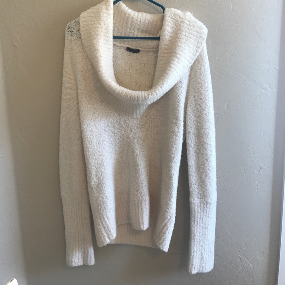 Moda International cowl cream sweater M/L