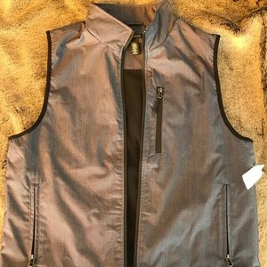 BNWT VanHeusen men's gray vest