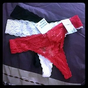 H&M New Thongs string 3 pack low waist