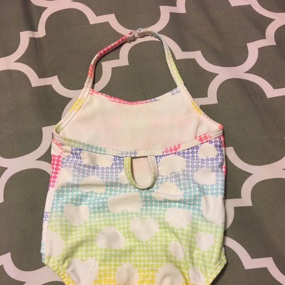 TWO girls 2T bathing suits - Picture 3 of 6