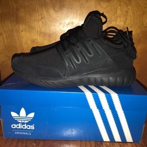 Adidas Tubular Radial