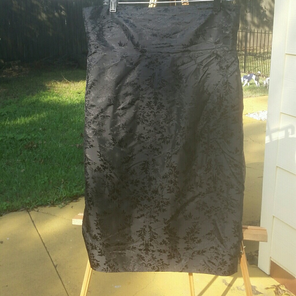 BCBG Max Azria Silk Jacquard Pencil Skirt