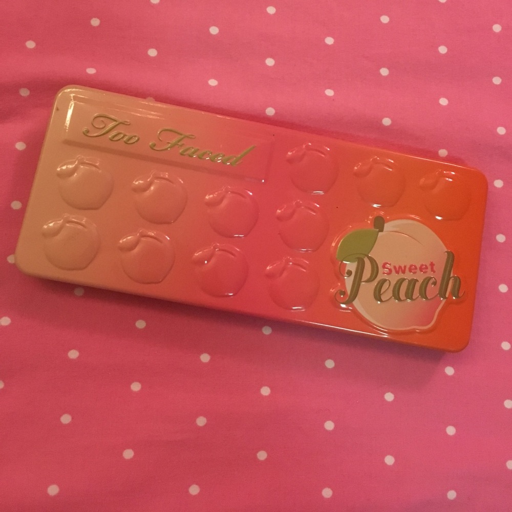 Too Faced Sweet Peach Palette- used ON SALE