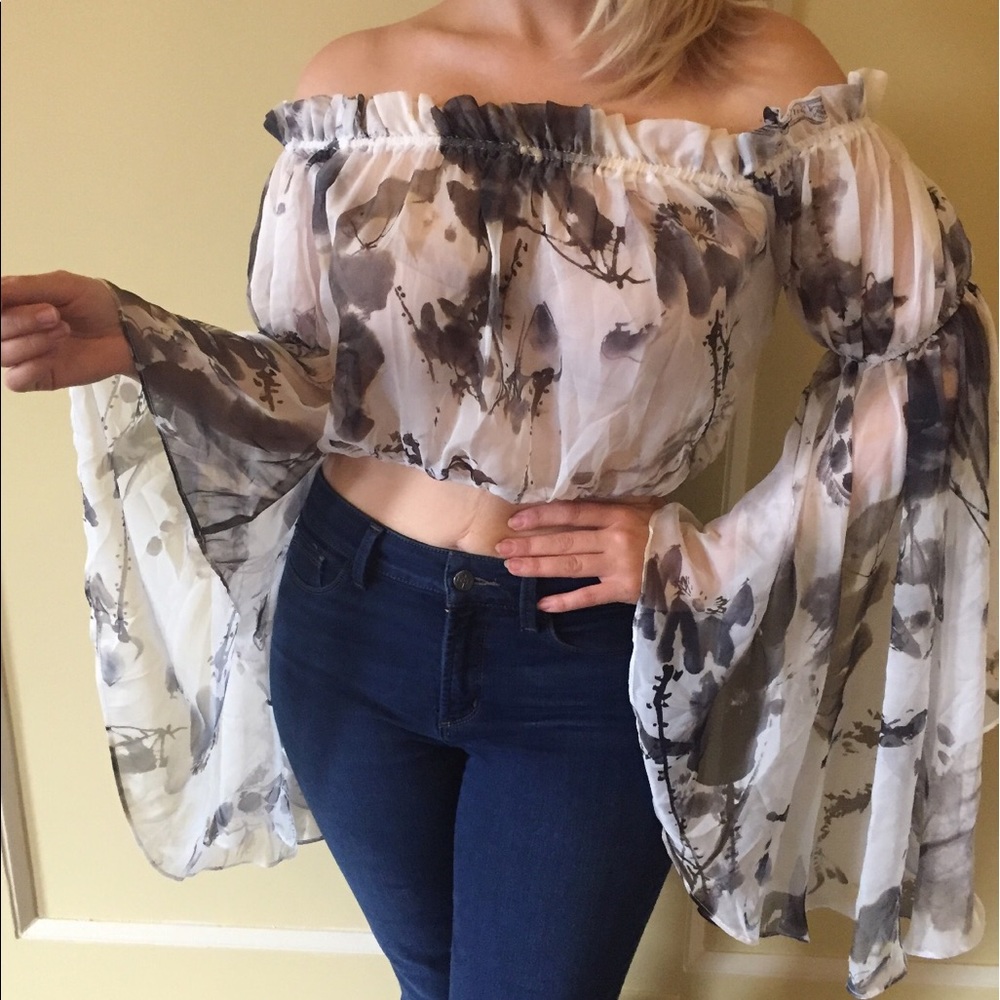 Glory off the shoulder top