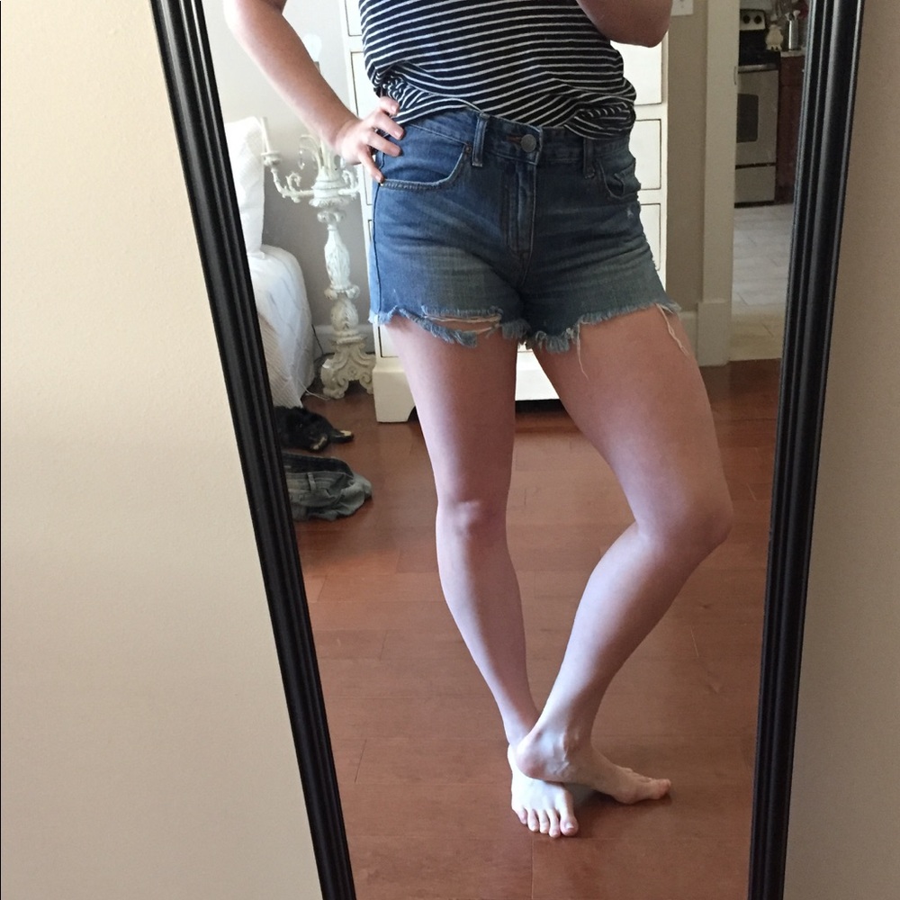 Cut off jean shorts