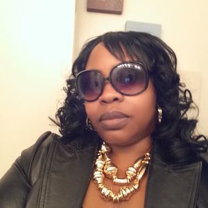 Meet your Posher, Natasha